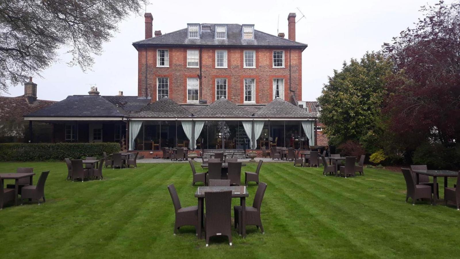 The Riverside House Hotel Mildenhall Luaran gambar